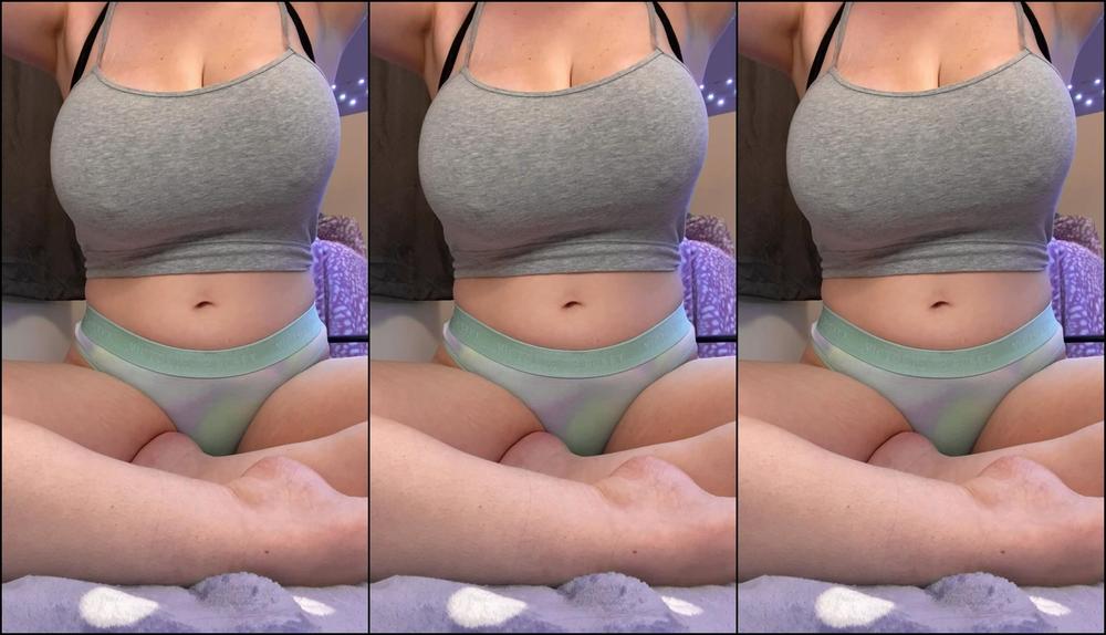 Abigailharperxo 2810440438 03 20 2023 Would You Guys Wanna See More Everydaycasual Things Too And Yes My Tits Come Out