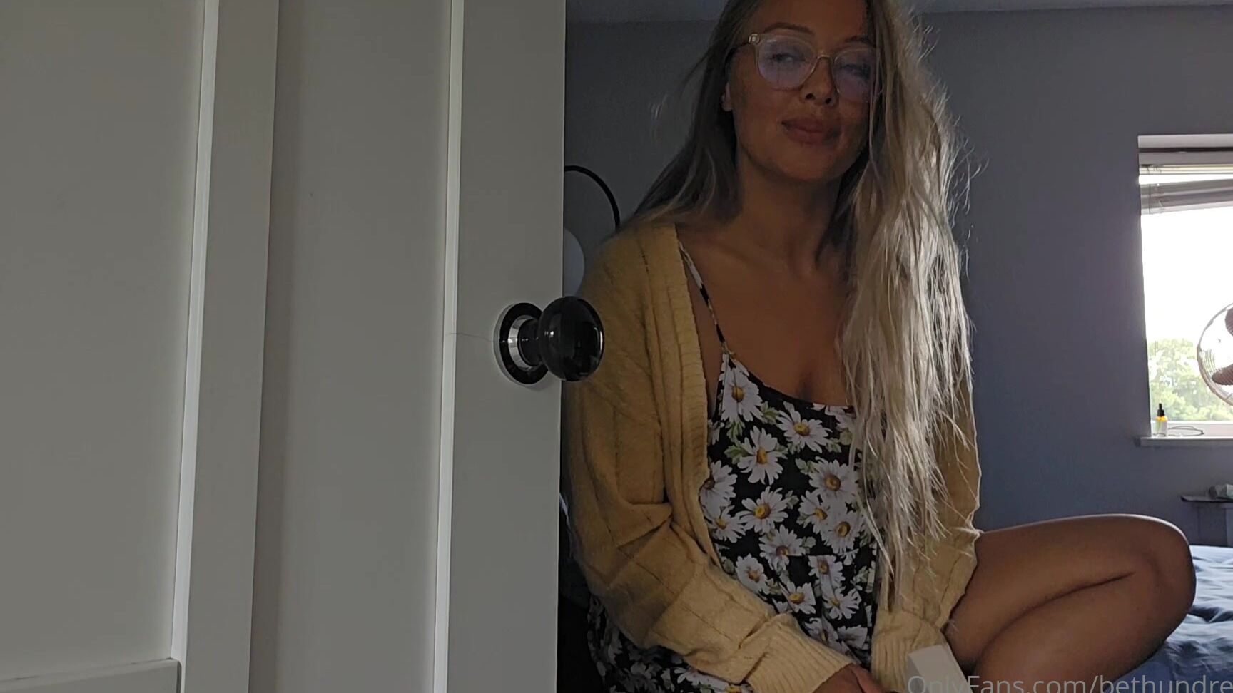 Bethundressed Jerking Off Infront Of Your Friends Hot Mum