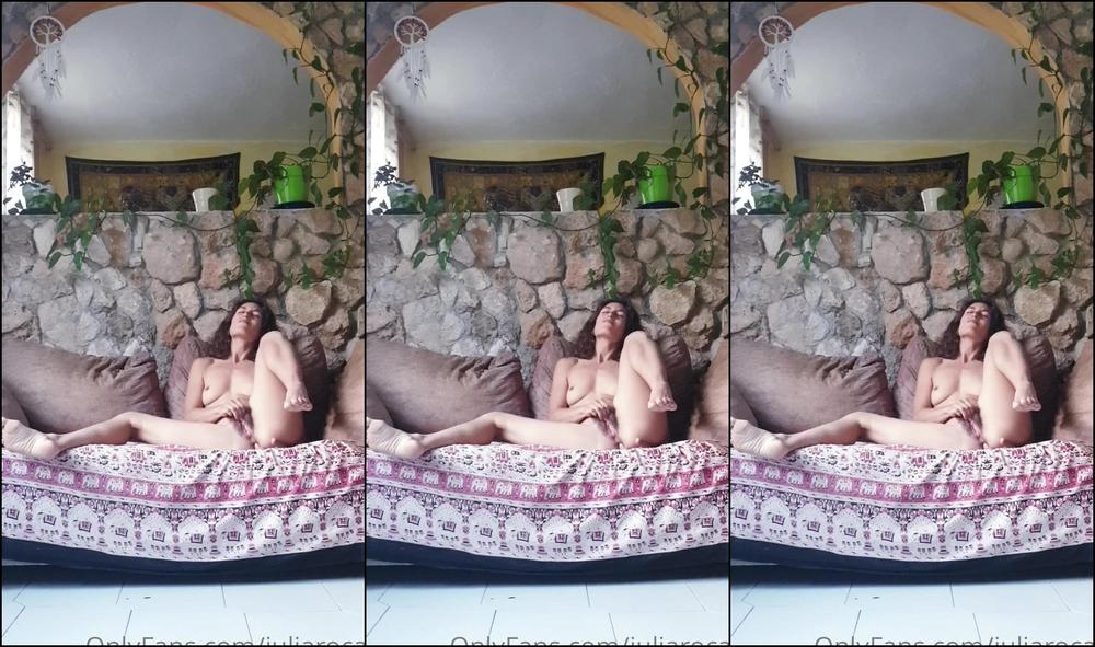 Juliarocax Con Esta Canci N Mis Manos Siempre Terminan En El