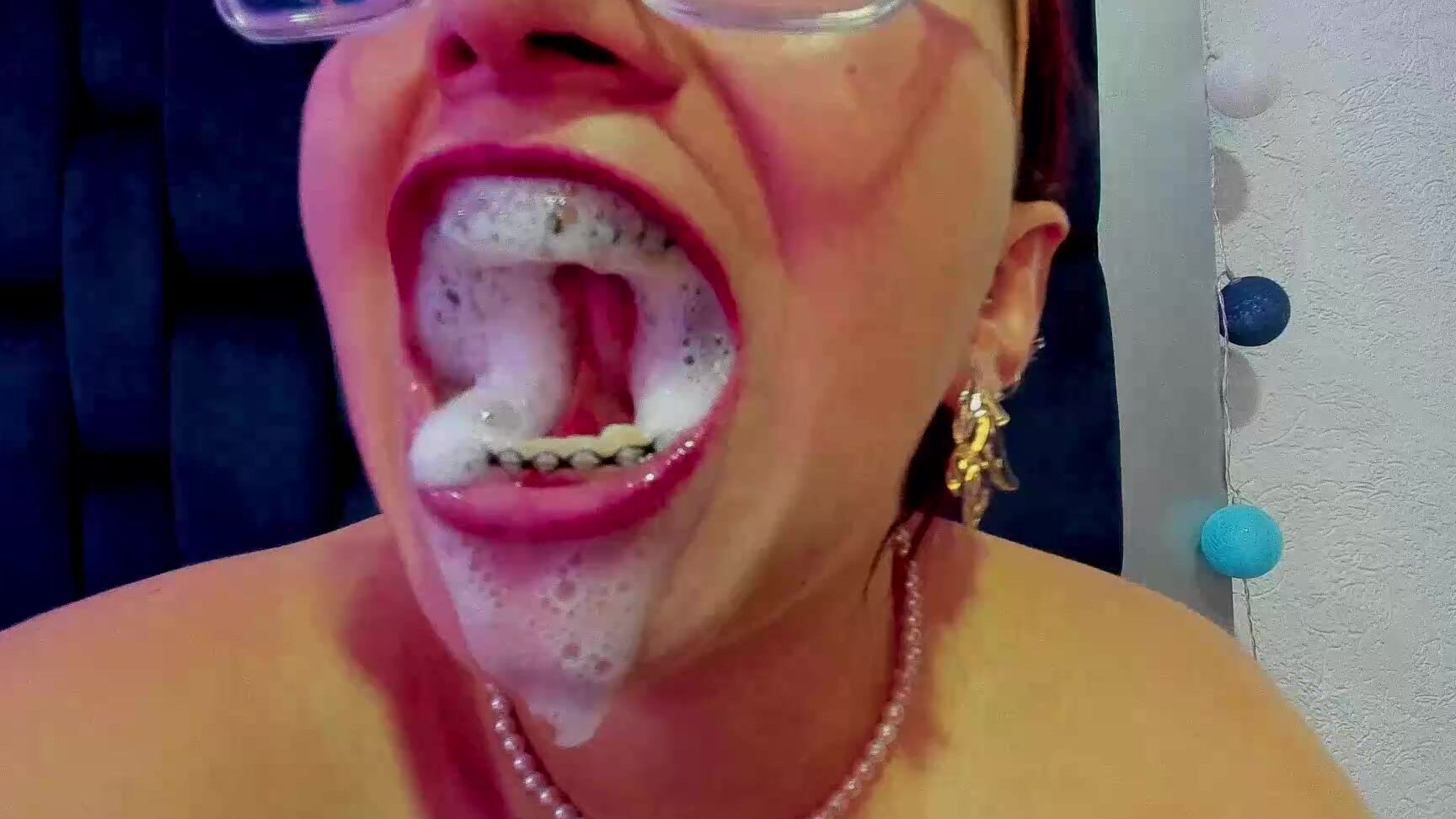 "Coconutsex" free, gags, lipstick, sloppy, spitfetish Saliva Sensation Seekress Seeking Saliva Sensations manyvids