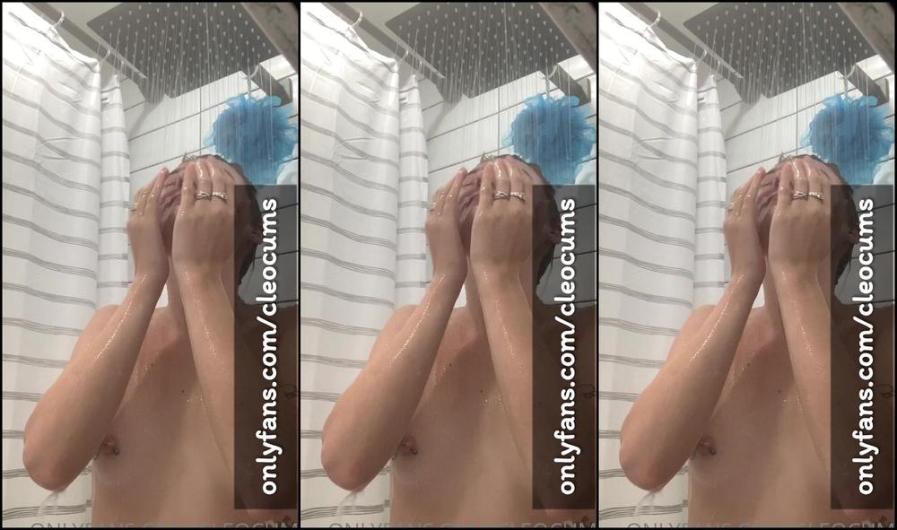 cleocums-13-11-2020-1236364873-pov-texting-you-vids-from-the-shower-