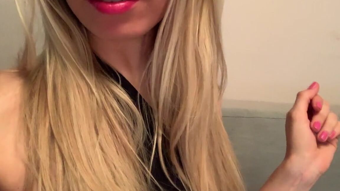 Goddess Christine Nicknamed Findomchristine Onlyfans That Time A Slave Wanted To Buy Me More Mules