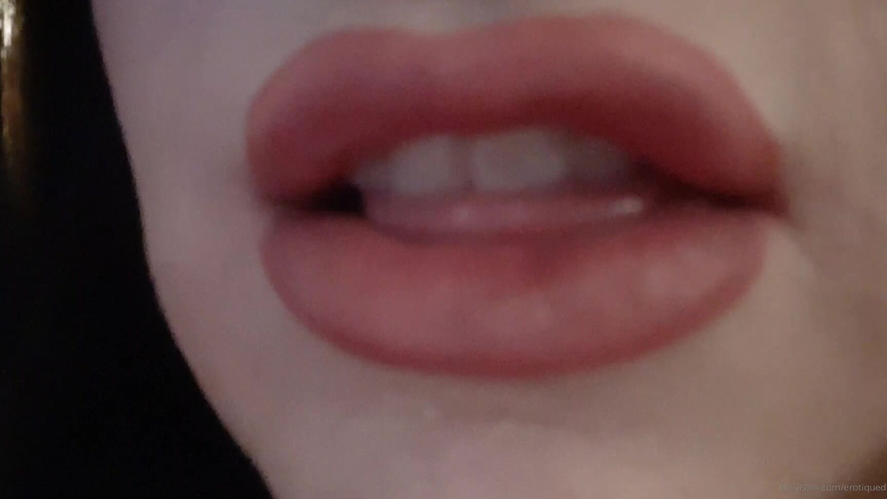 Erotiqued A Little Girlfriend Experience For Valentines Day