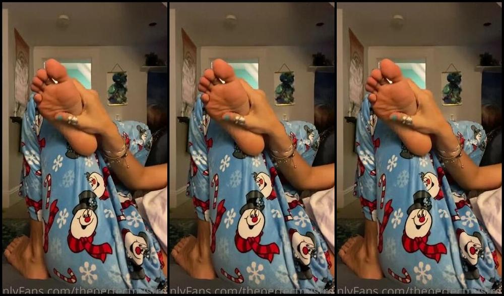 Theperfectmistress Onlyfans My Feet Are So Sweaty And Stinky Aren T You Jealous Haha That Big Toe Can See What Dis Mouf Dop