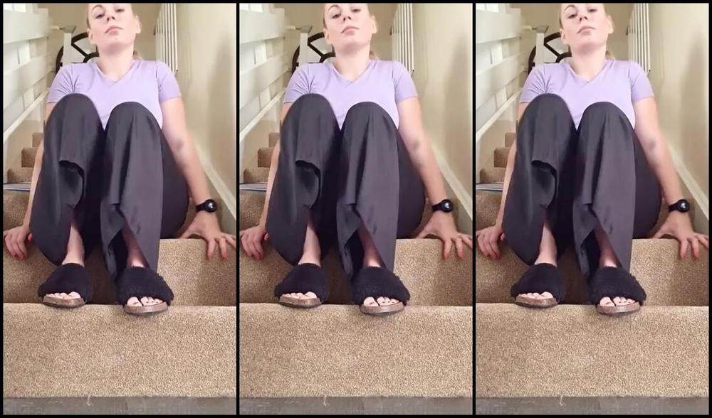 The Foot Queen Of England Aka Queengf90Premium Onlyfans I Have A 3 And A Half Hour Walk Today And Im Pooped What Did You Get Up To Today