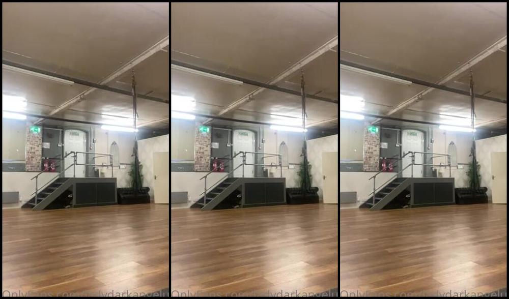 Ladydarkangeluk Onlyfans Request For Stockings And Suspenders And Heels This Morning X Gone With Red And Black