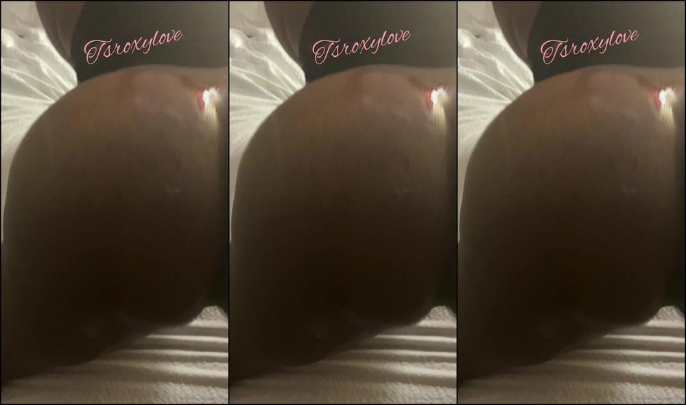 Roxiexxx Bend Me Over And Pour Oil On My Sweet Fat Juicy Ass Want A Longer Video And Fuller View