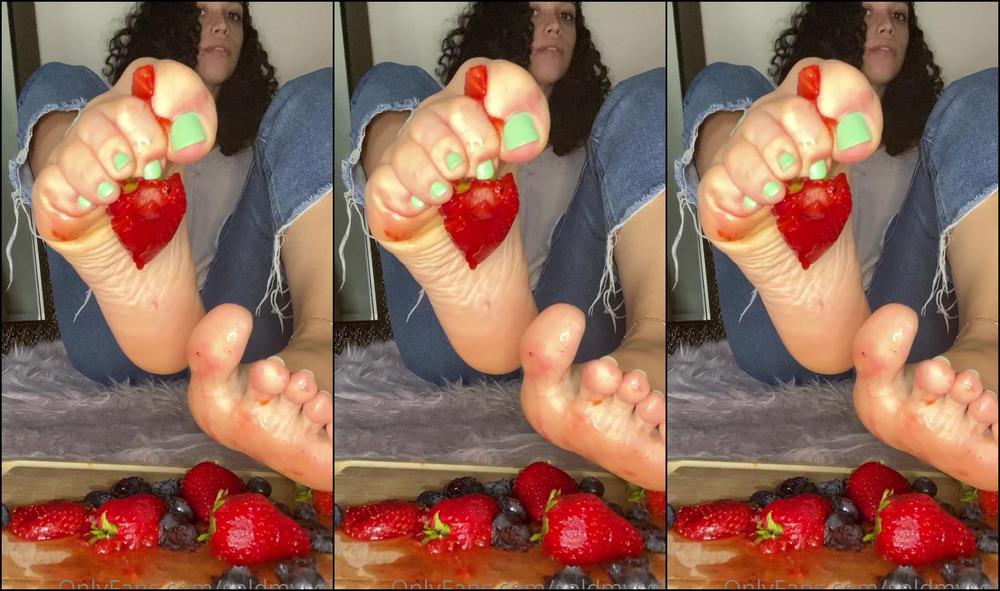 Soldmysole Watch Me Crush This Fruit And Then Get On Your Knees And Lick It All Off