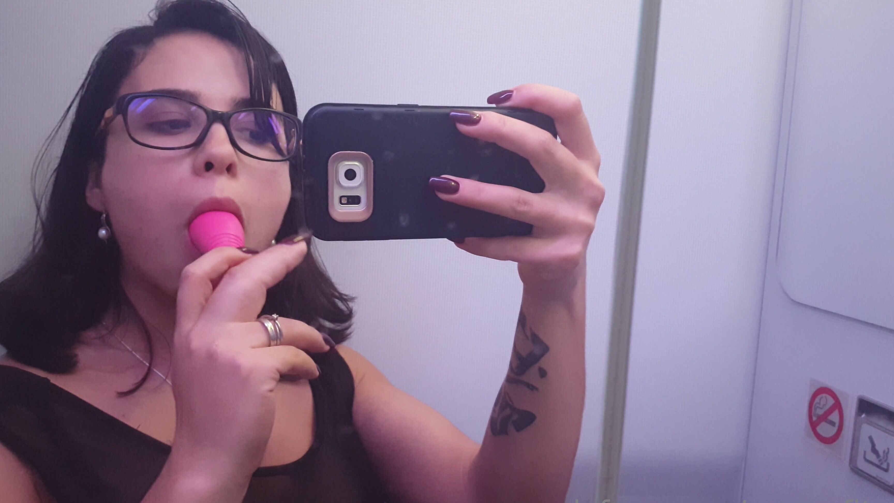 Miracuckold Last Year On Airplane I Play With My