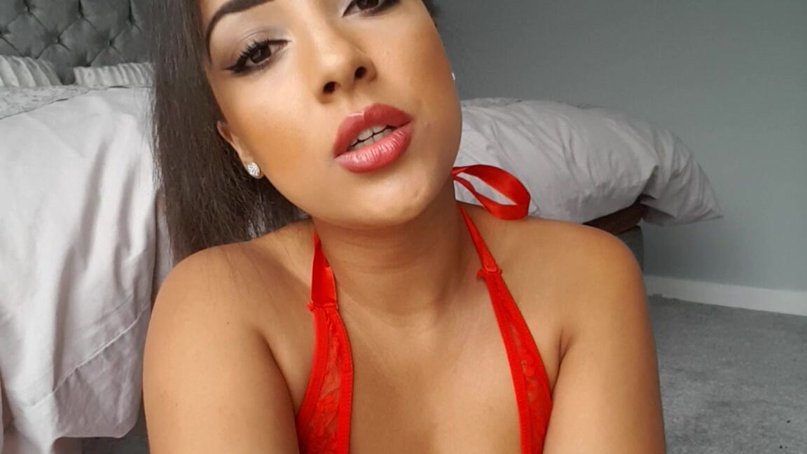 Kaylalouise Serve Your Goddess Pay Piggy