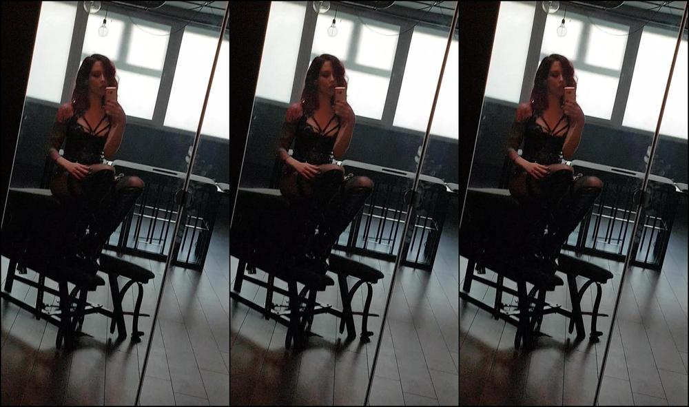 Adreena Angela N My Studio