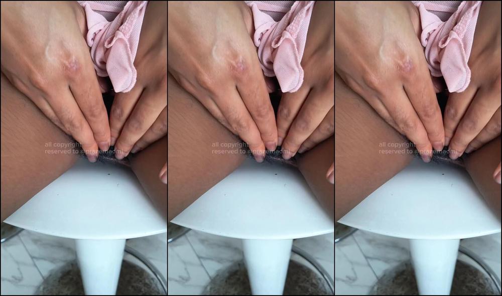 Prazernaomi 3678396257 02 05 2025 Did You Like The Resultnote My Nails Are Dark Because I Didn T Use Gloves To Dye