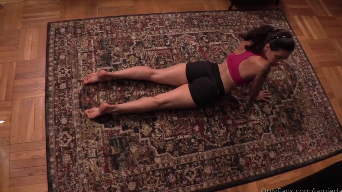 Jamiedaniels Onlyfans Last Night We Had Super Strong Winds That It Knocked Out My Internet And I Could Not Post Herep