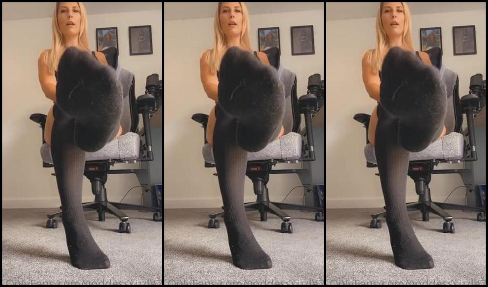Goddesssuzie26 Onlyfans Role Play Video Response Drain Owned By Stinky Socks I Know How Much My Teacher Cannot Resist Over