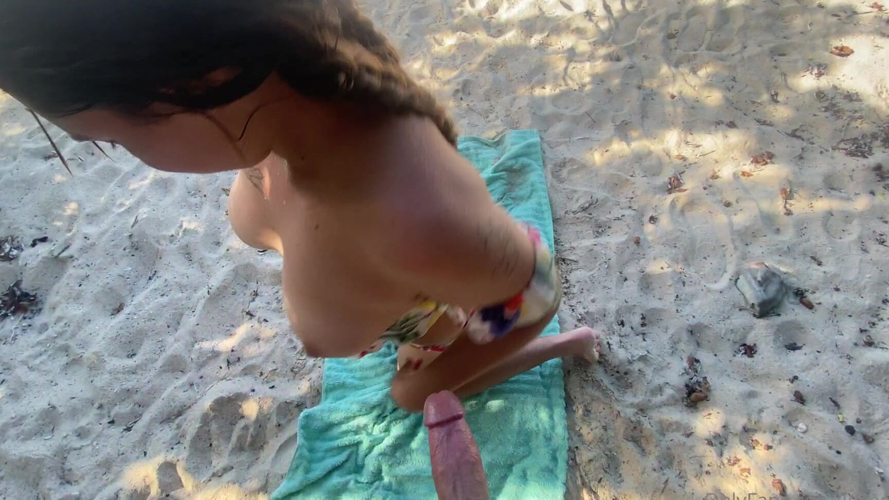 Loserlexxx 1199436854 11 18 2020 Another Beach Videoooo I Suck His Dick Then He Fucks Me Doggystyle And Cums Inside My