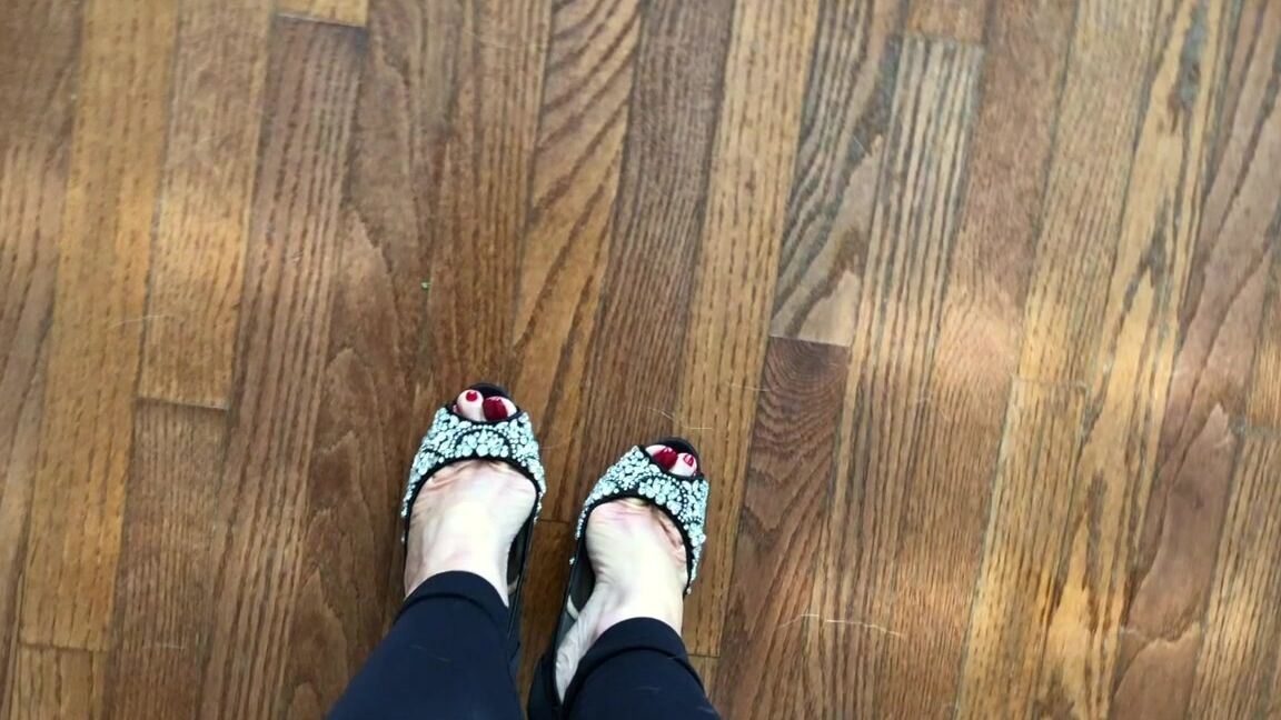 Janetmasonfeet Pov Peep Toe High Heels Walking Clip Shot Just Now I Just Received These Sexy Shoes As