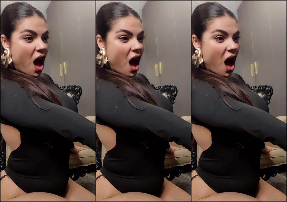 Goddess Domdeluxury 2022-05-04  How many times you came today   5 here . Let's see you - 658 OnlyFans