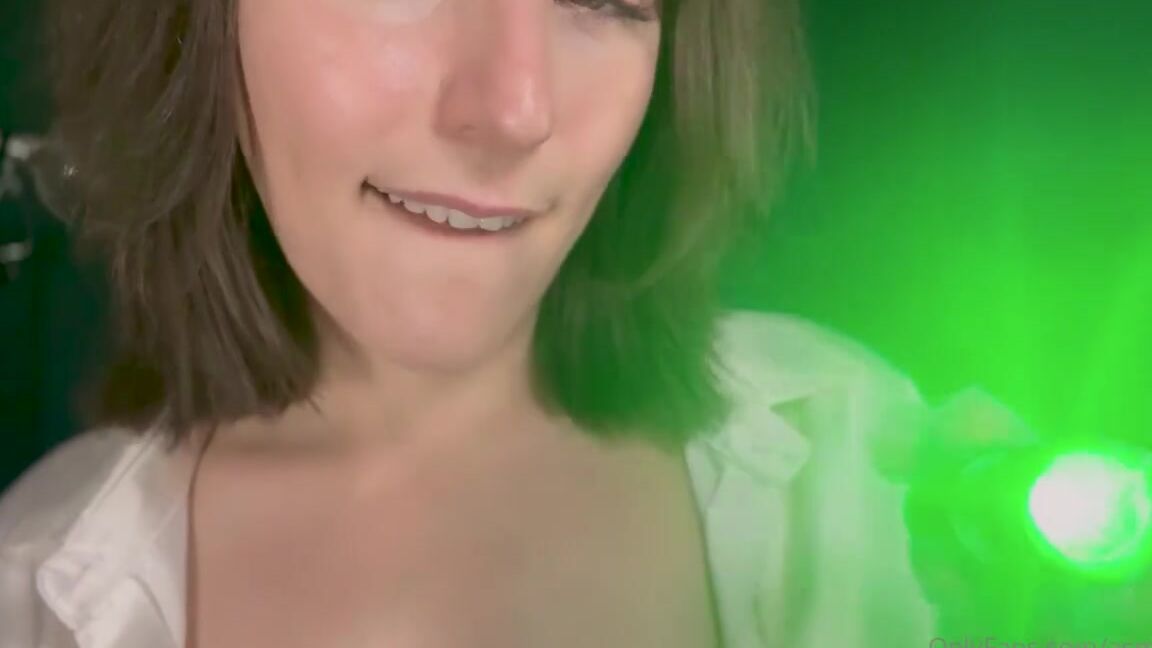 Kay Aka Asmrkay Onlyfans Asmr Eye Exam Your Sexy Ophthalmologist Checks Your Vision