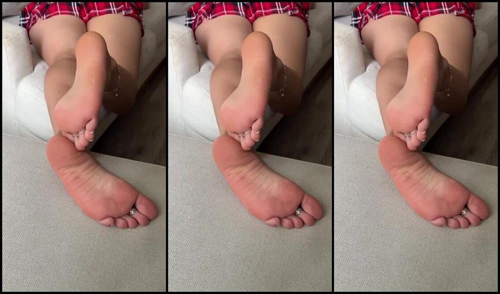 Veronica Soles Nicknamed Starr382 Foot Fetish 08 18 2024 Onlyfans Video Enjoy This 3 Minute Videos Of My Soft Strawberry And Cream Soles