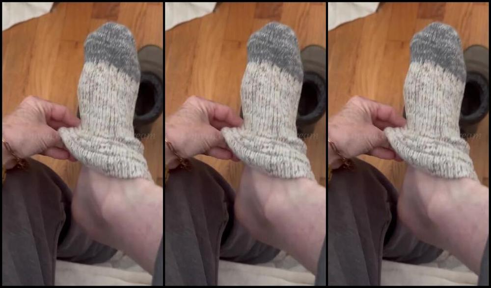 Thegingerdream Nicknamed Theginger Dream 04 10 2025 Onlyfans Video I Have Had These Boots For 3 Years Gl