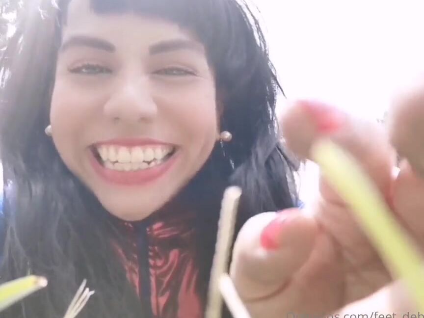 Giantess Debora Nicknamed Giantess Debora Onlyfans Giantess Vore Find You Stupid Bug