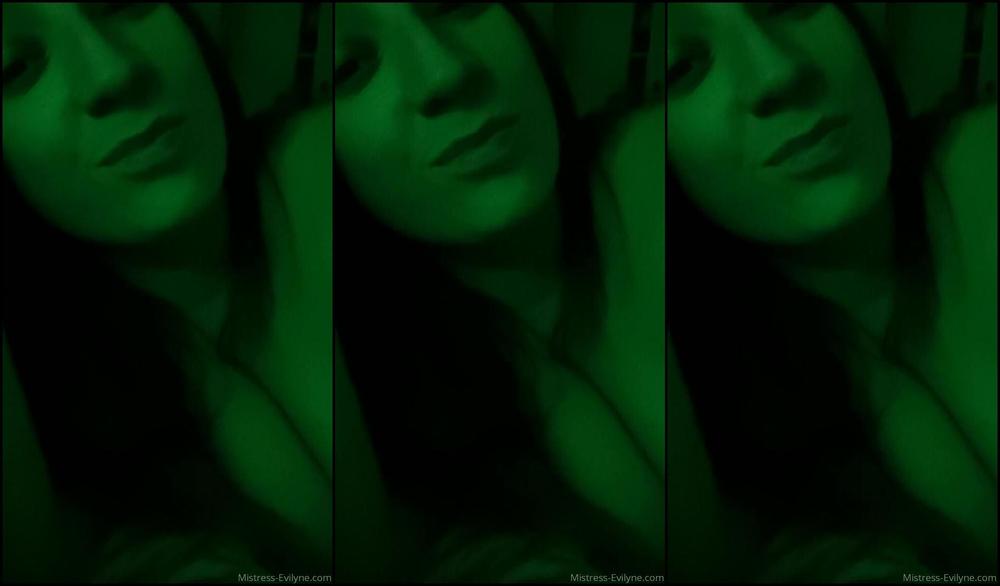 Dominatrix Mistress Evilyne msevilyne 395 OnlyFans