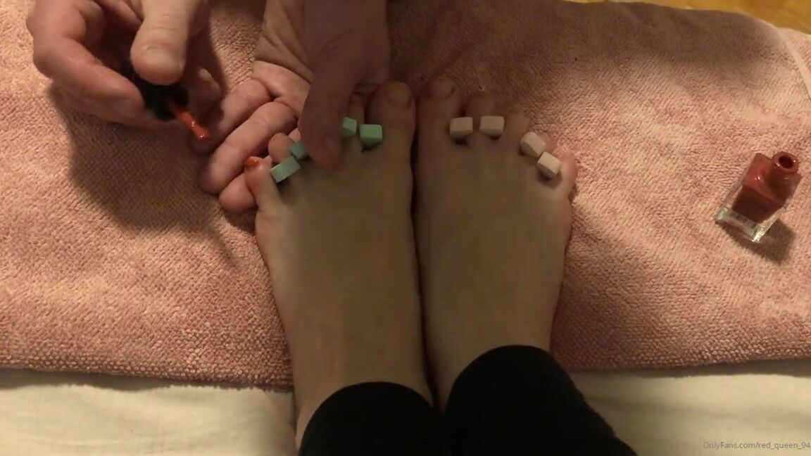 Red Queen Nicknamed Red Queen 94 Femdom 02 04 2020 Onlyfans Video Watch My Cuck Do My Toe Nails