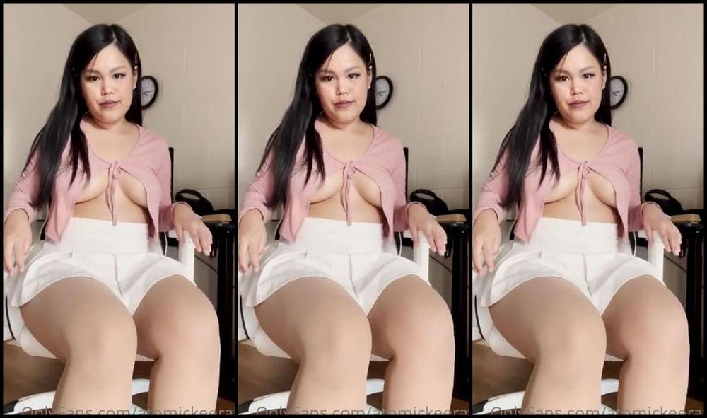 Atomickeerati Onlyfans Video 3473