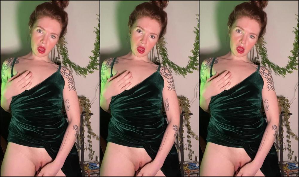 Frecklefox Sneaking Away From The Party To Fuck My Glass Dildo