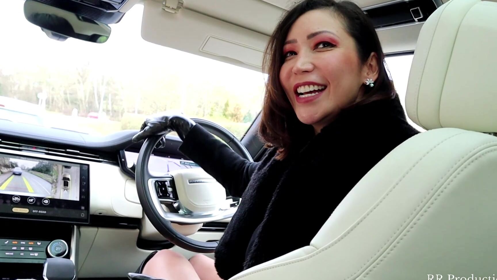 Rr Productions Mistress Terra Pegged In The Range Rover