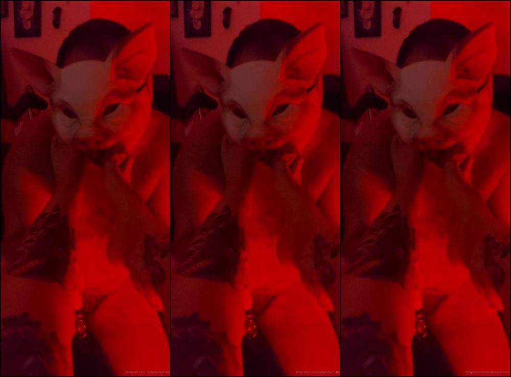 Madamefermans 2483203619 06 09 2022 Porco Podolatra