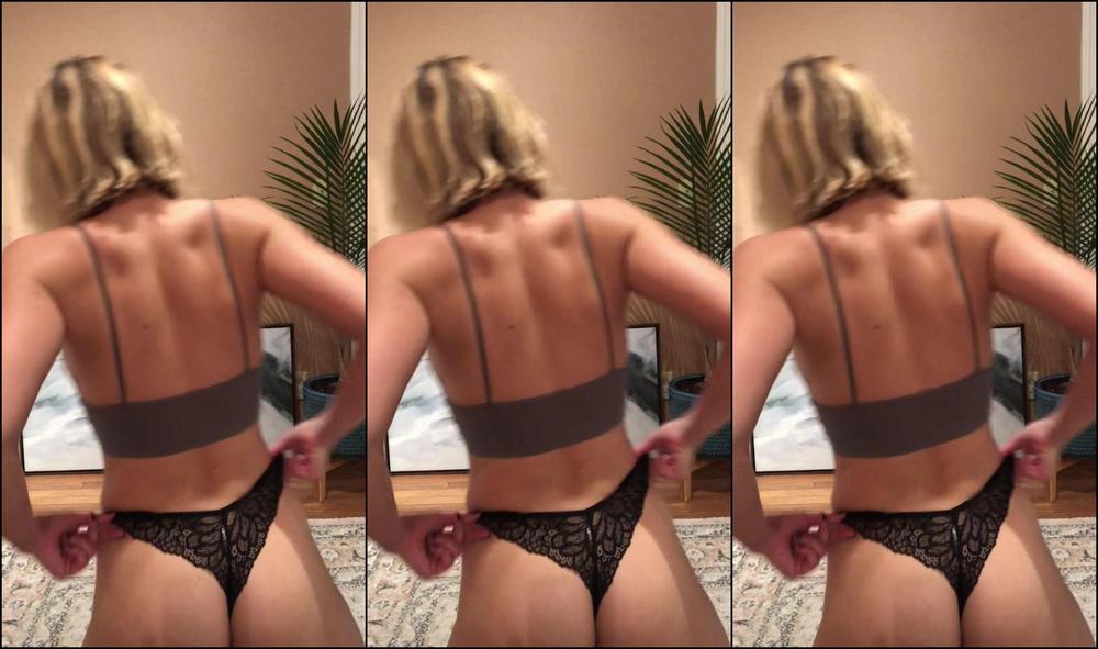 sexbydesign-20-12-2020-1487412973-some-stretches-from-this-morning