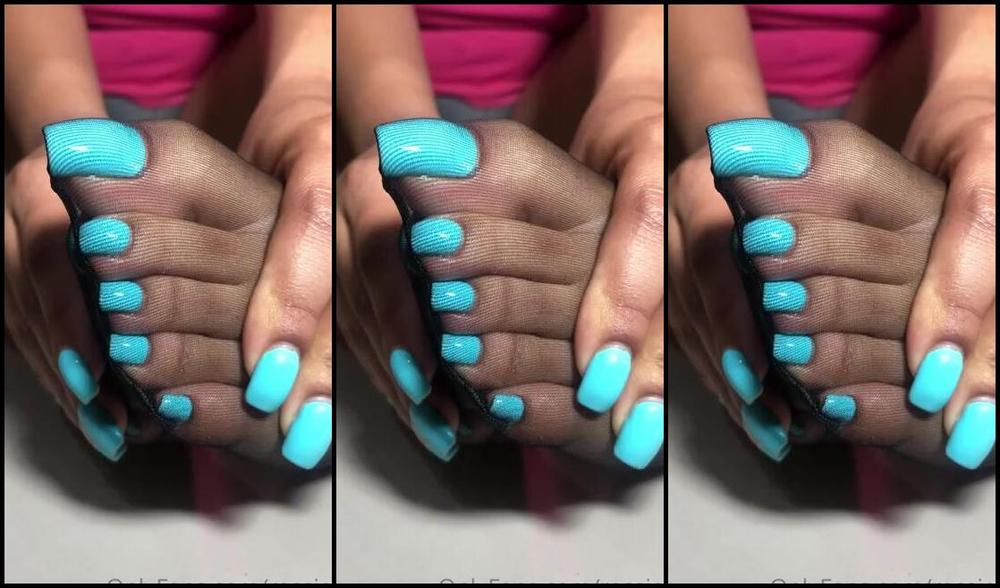 Rossiem Nicknamed Rossieft Onlyfans Juicy And Yummy Toes