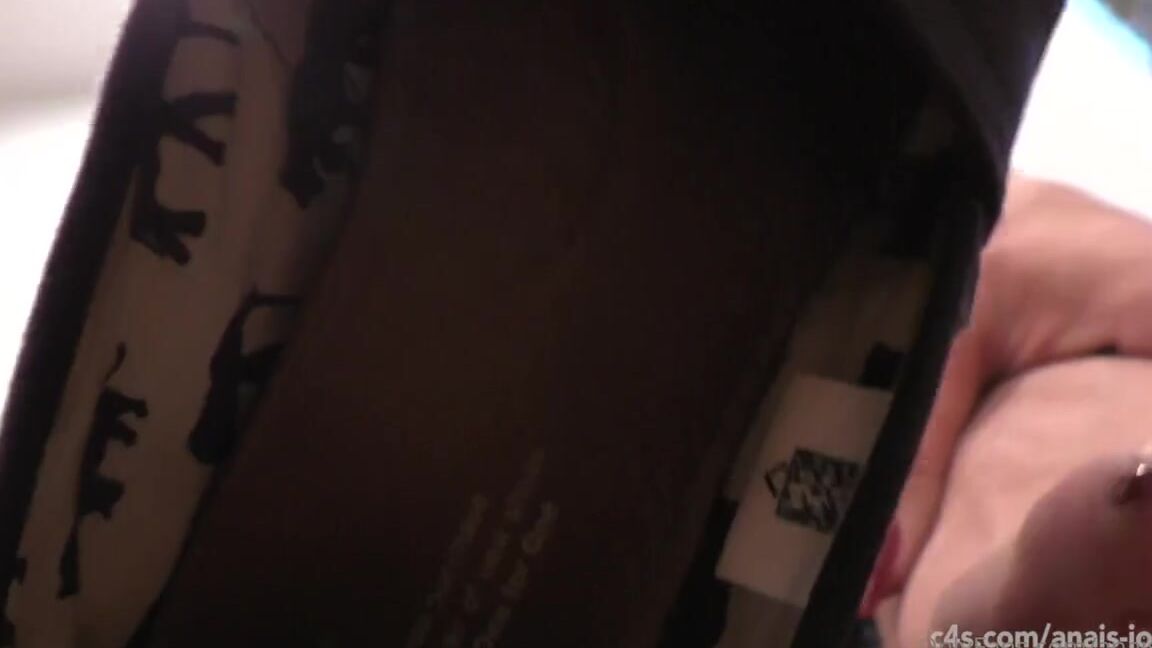 Anaisjolie Onlyfans My Feet Own You