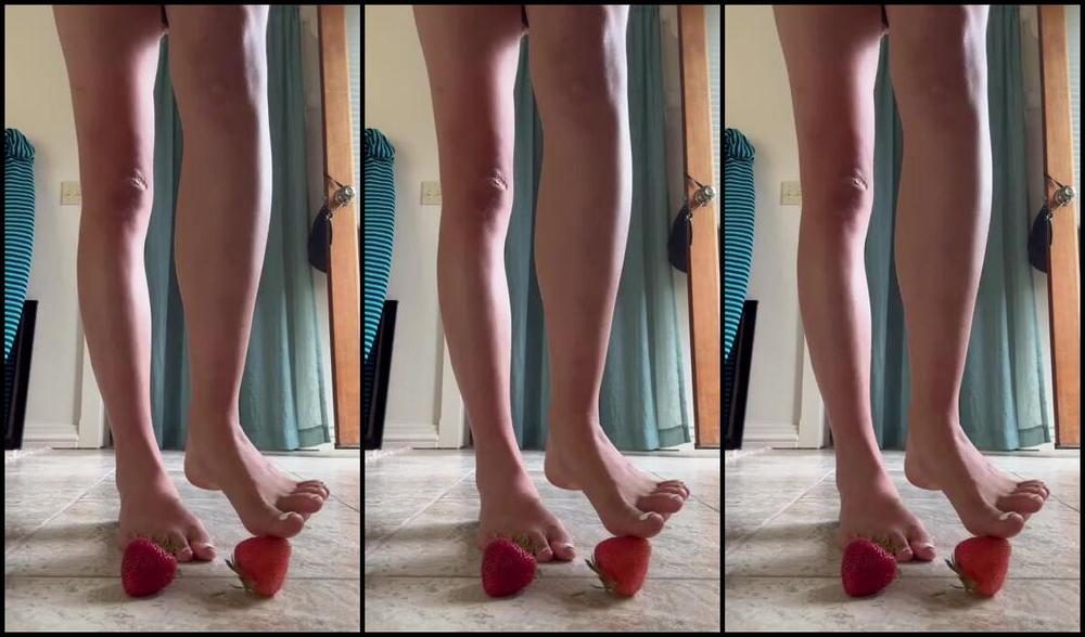 Peyton Nori Nicknamed Peyton Nori 07 28 2025 Onlyfans Video Strawberry Stomp With A Giantess Twist