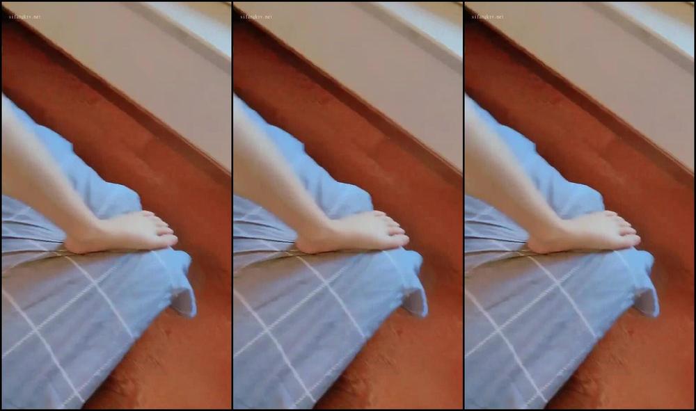 Asian Domestic Zone Self Filmed 07514