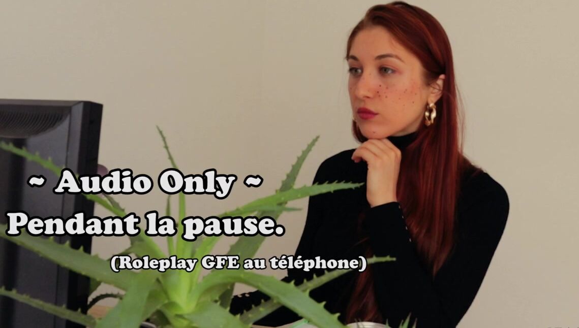 Madelainerousset Onlyfans Audio Only Pendant La Pause Fr Ta Meuf Est Au Travail Tu Es Seul La Maison Alors Que La