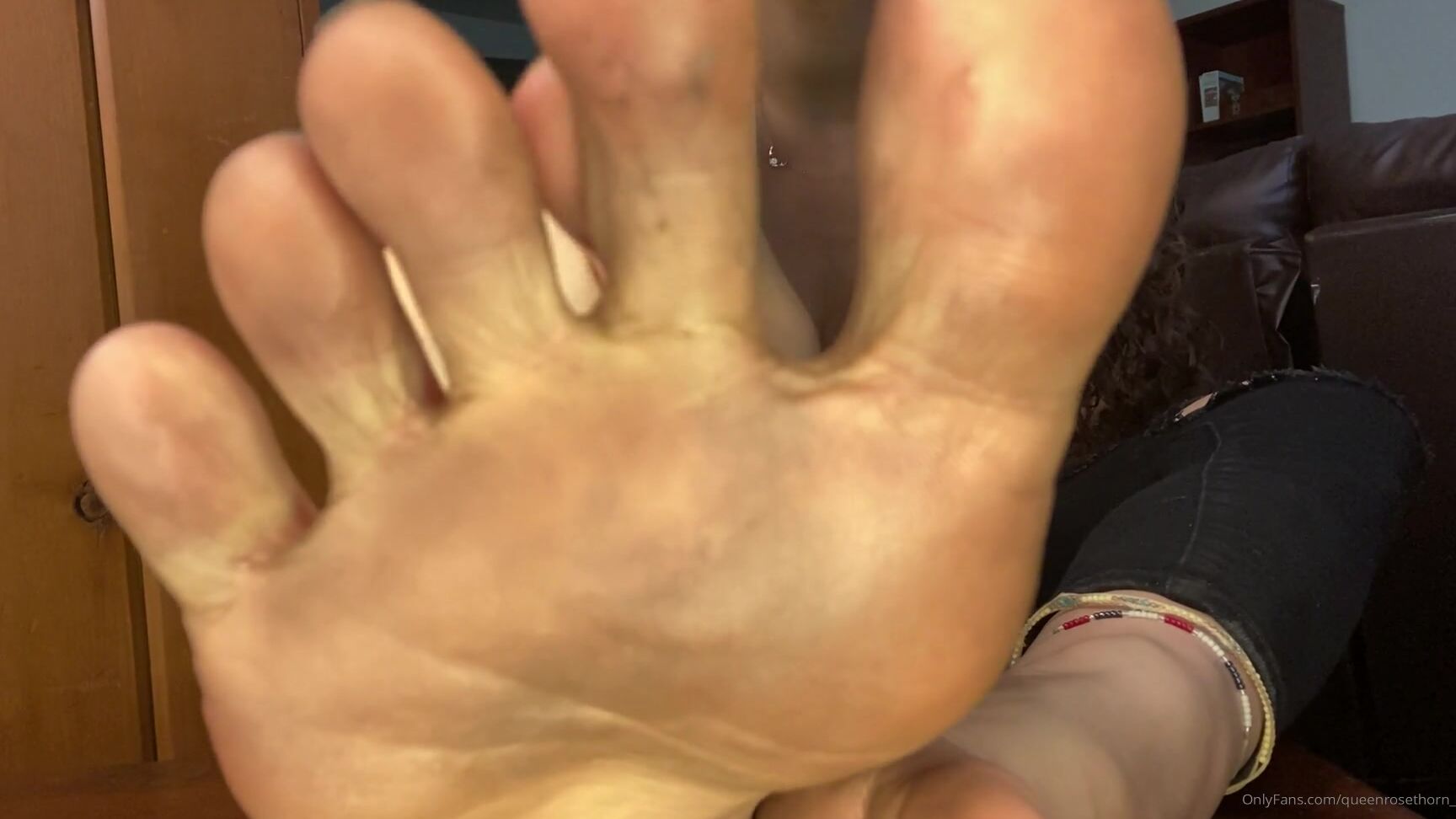 Queenrosethorn Putting My Dirty Stinky Feet Up After A Long Day Realizing How Dirty They Are So I Decid