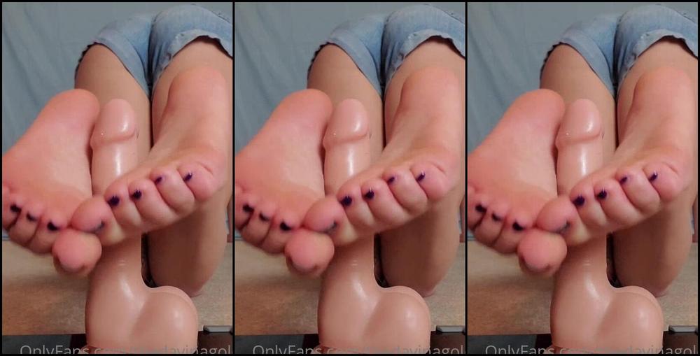 Thedavinagold Gym Socks Bare Feet Footjob Pov I Get Back From The Gym And Remove My Sneakers So You