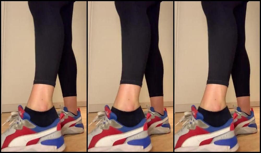 Miss Emma Rose Nicknamed Emmaemmarose Onlyfans Everyday Pumas Are Getting So Stinky Walking In From Work To You On Your Knees Begging