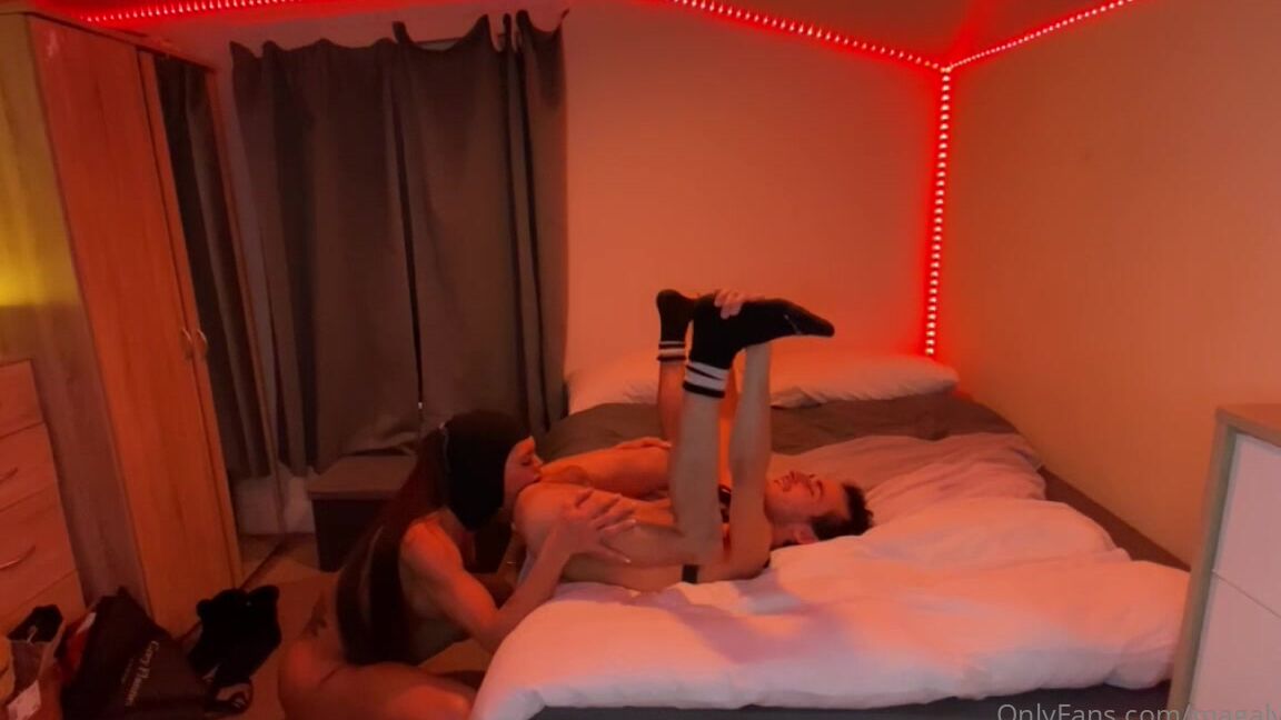 Magalylilith 2777044263 03 18 2023 Like It If You Want To Be Fucked By Me Dm Me For The Full