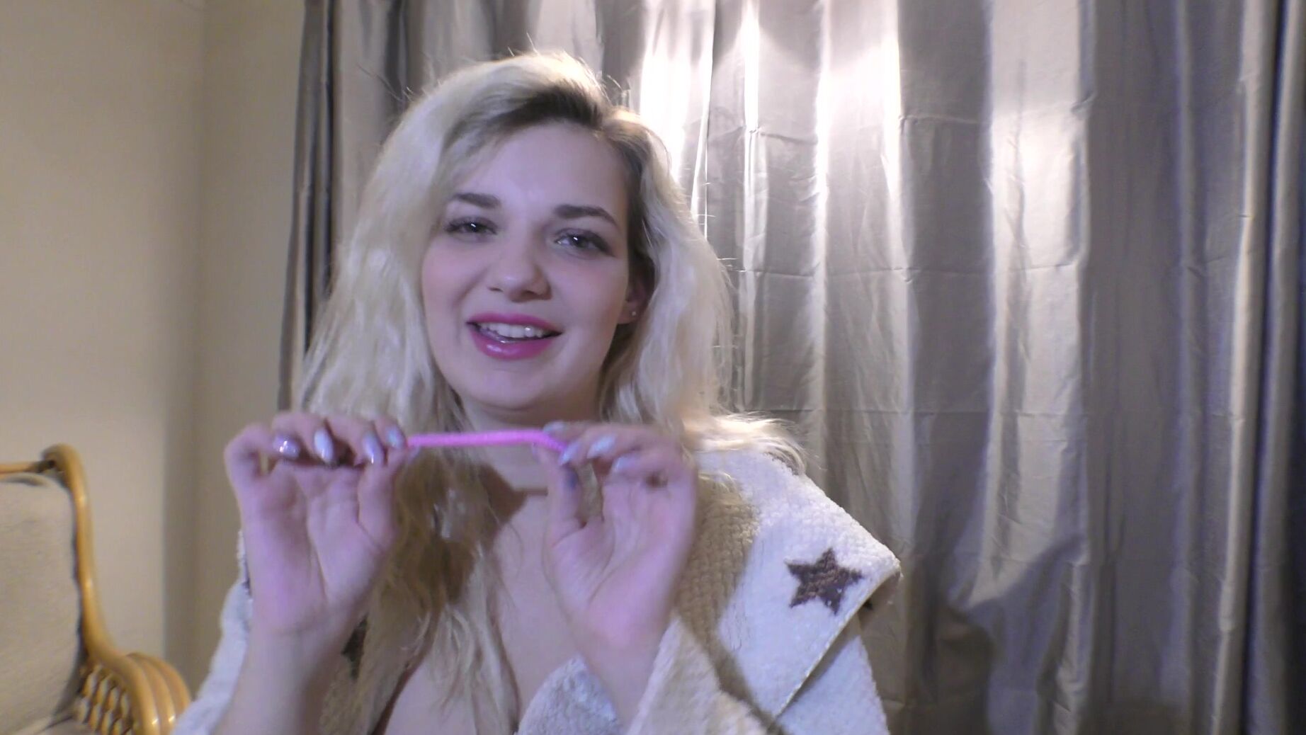 Bad Dolly Worm Gets Chewed By Sharp Incisors