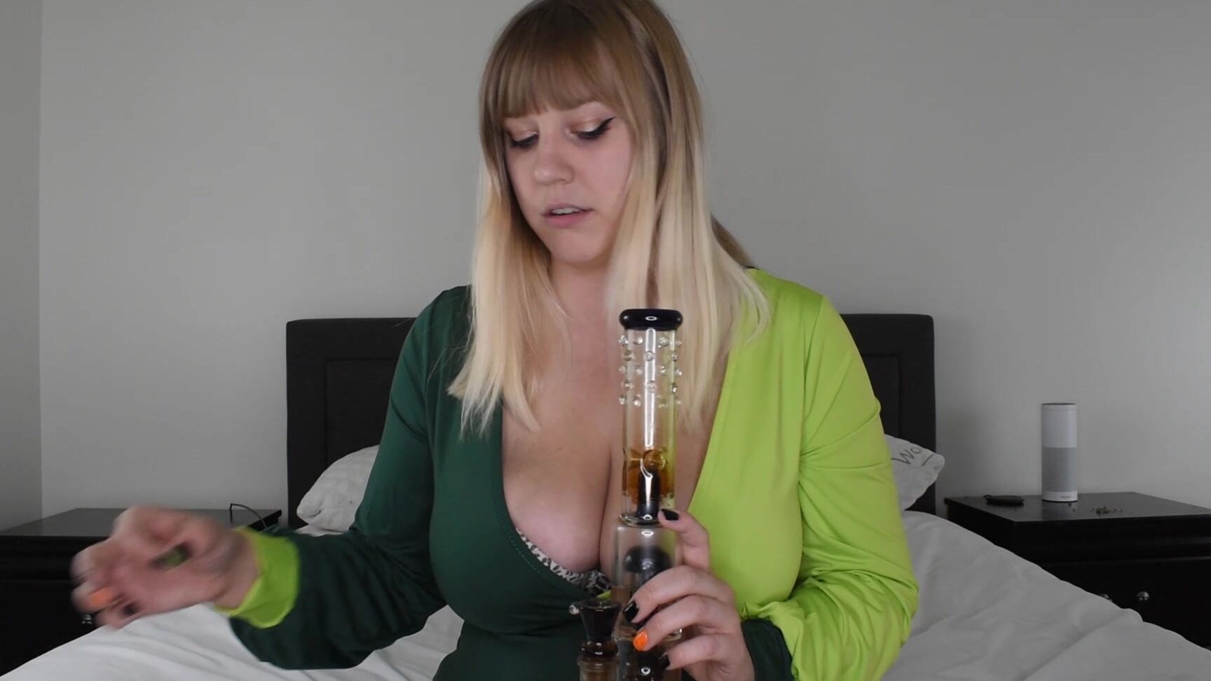 Smoking, Taboo, Mommy Roleplay, Psychological Domination, Big Boobs jocelynbaker mommy smokes your stash ManyVids