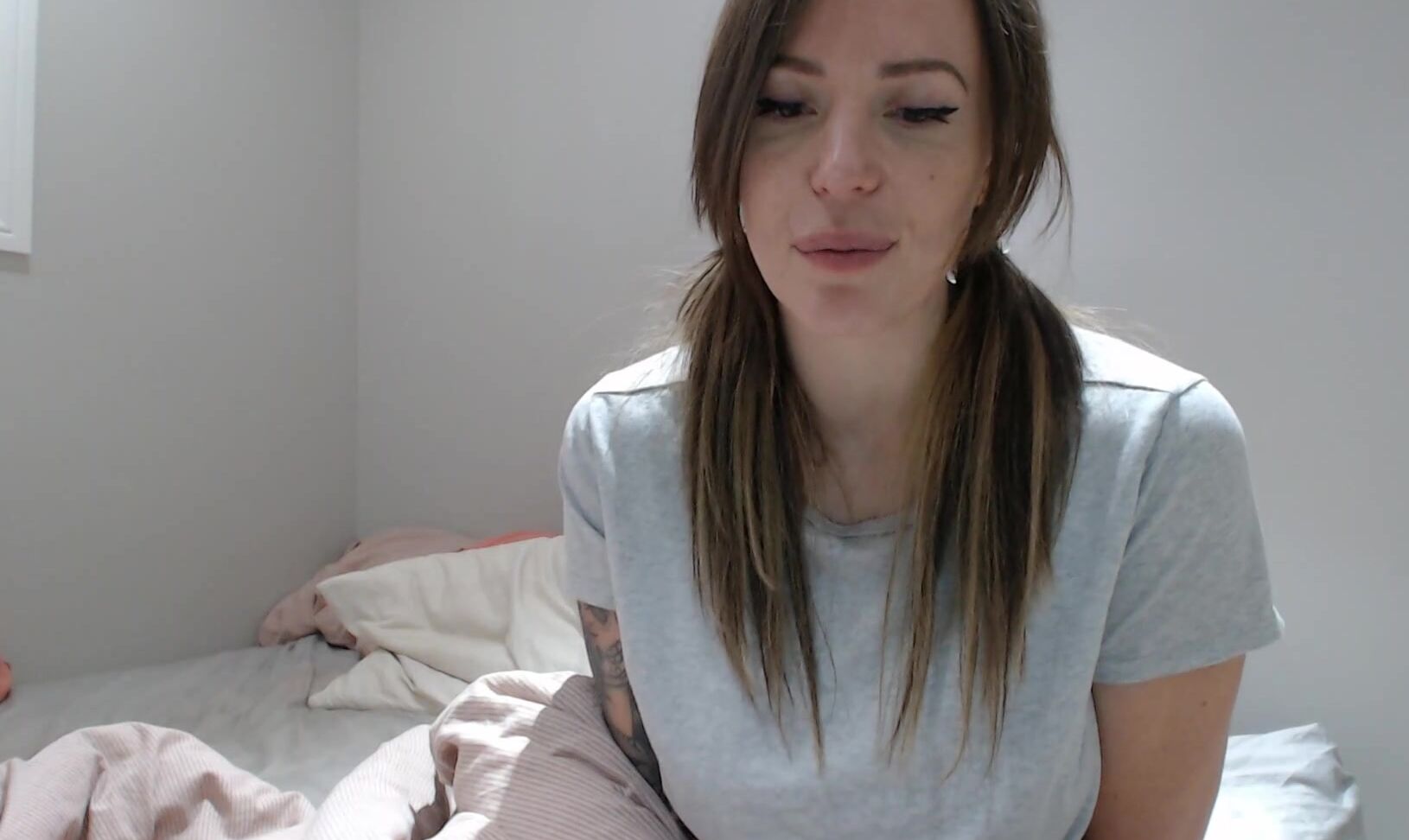 Yogabella Tell Daddy Sexual Experience Custom Vid