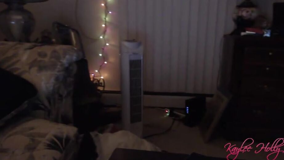 Kaylee Holly Apron Belly Peepin