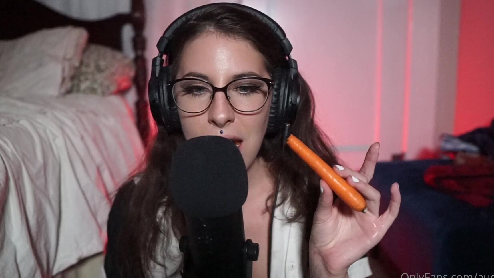 audrey-29-08-2020-792753937-cronch-cast-ep-1-carrot