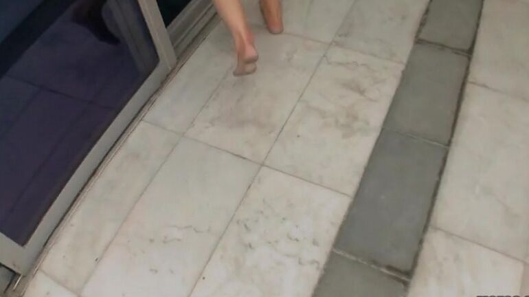 Roxanne Rae LetsTryAnal 2014.01.14 First Anal of the New Year 480p Mix