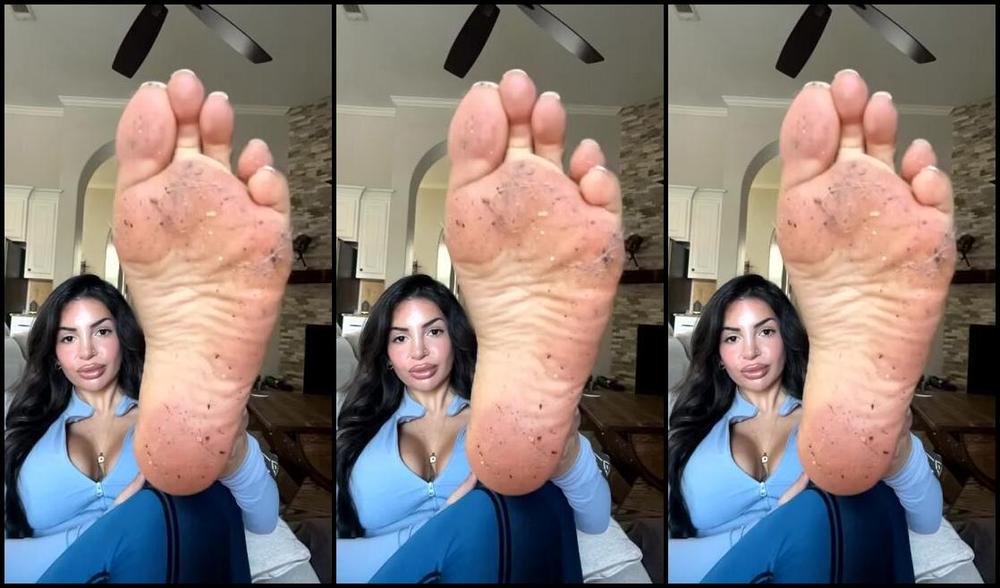 Queen Olivia Nicknamed Playwitholivia 01 10 2025 Onlyfans Video Someone Wanted Me To Be Mean