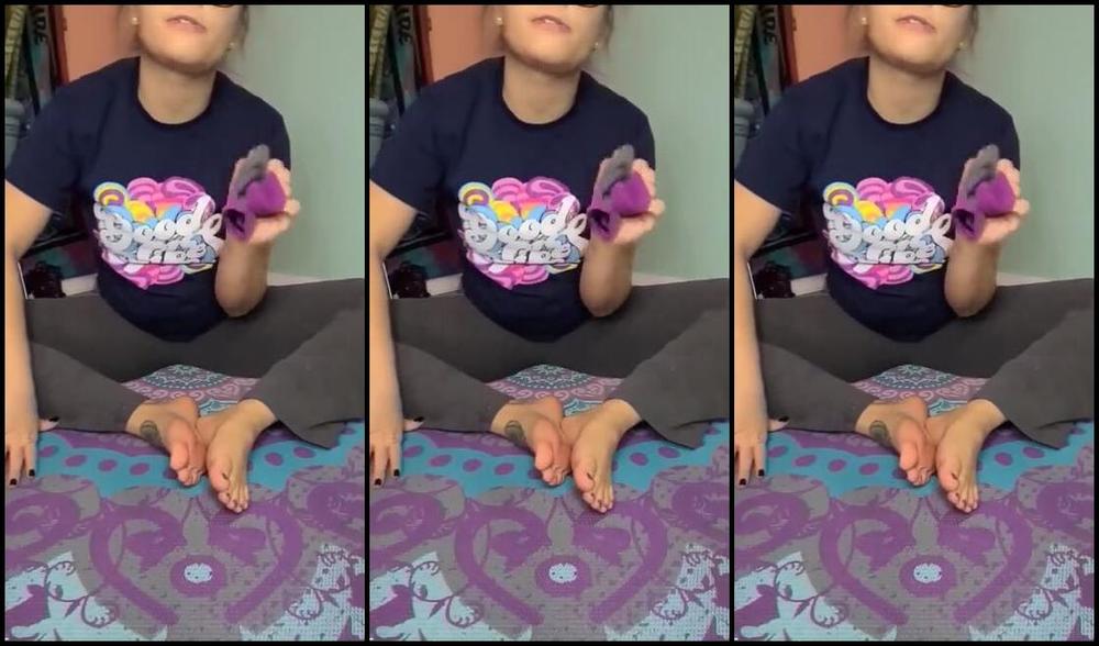 Tays Toes Nicknamed Taystoes 01 05 2021 Onlyfans Video This Was One Of My Christmas Wheel Customs I Still Have 3 Photo Sets A Video