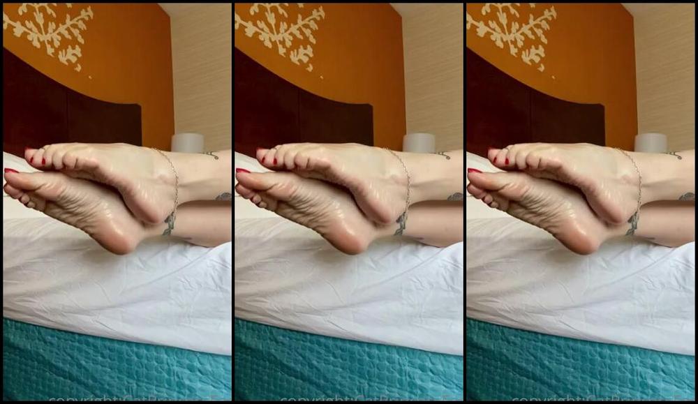 Catprincessfeet Onlyfans Oily Morning Feet Show To Wake To Tip If U Got Hard